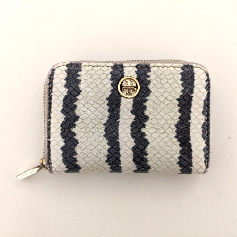 Tory Burch Striped Snake Skin Continental Wallet Zip Around Texture Leather